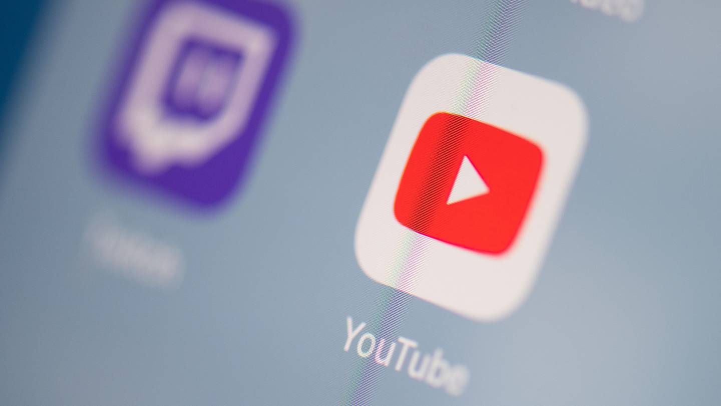 السلطات السعودية تطلب من يوتيوب إزالة “المحتوى المسيء”