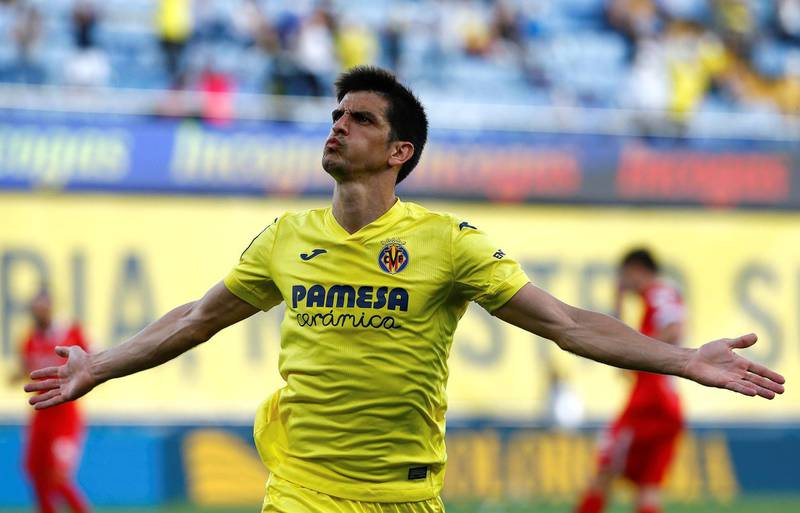 Gerard Moreno - After 18 La Liga goals in 2019/20, the Villarreal striker hit the goal trail again this term, surpassing 20 goals in Spain's top flight. The Spain international is the focal point for The Yellow Submarine and could end the season a Europa League winner if Villarreal can overcome Manchester United. EPA