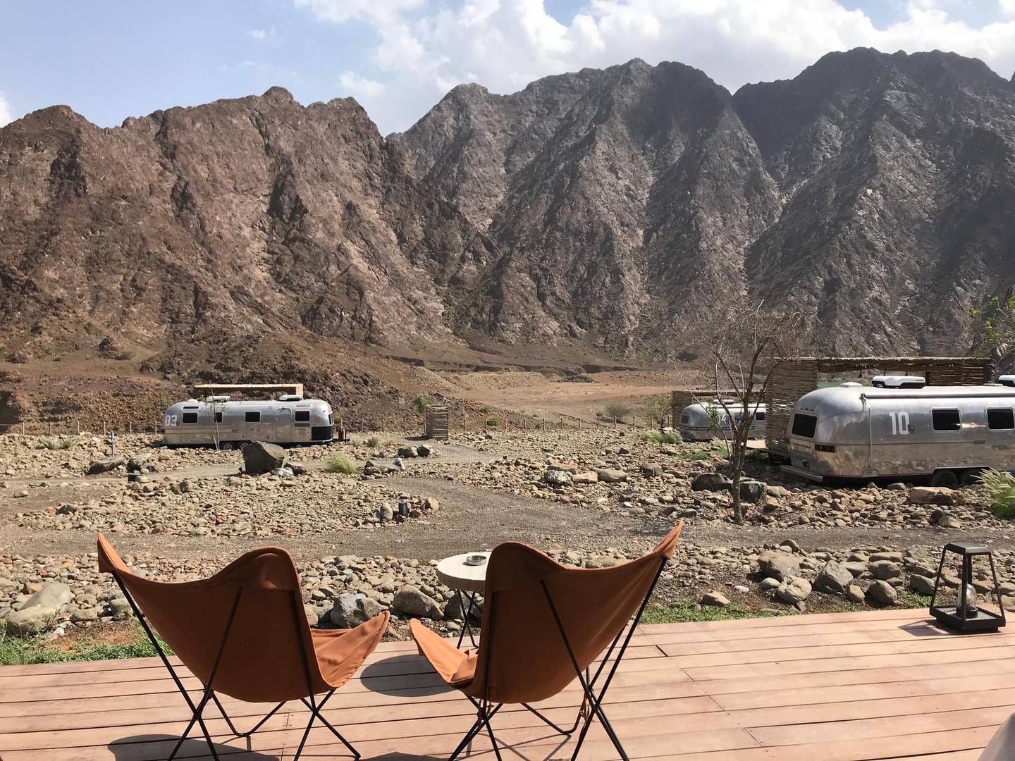Hatta Sedr Trailers each have their own decking area for mountainside lounging