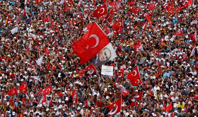 Supporters of Muharrem Ince, presidential candidate of Turkey's main opposition Republican People's Party (CHP), attend an election rally in Istanbul, Turkey, on June 23, 2018. Osman Orsal / Reuters