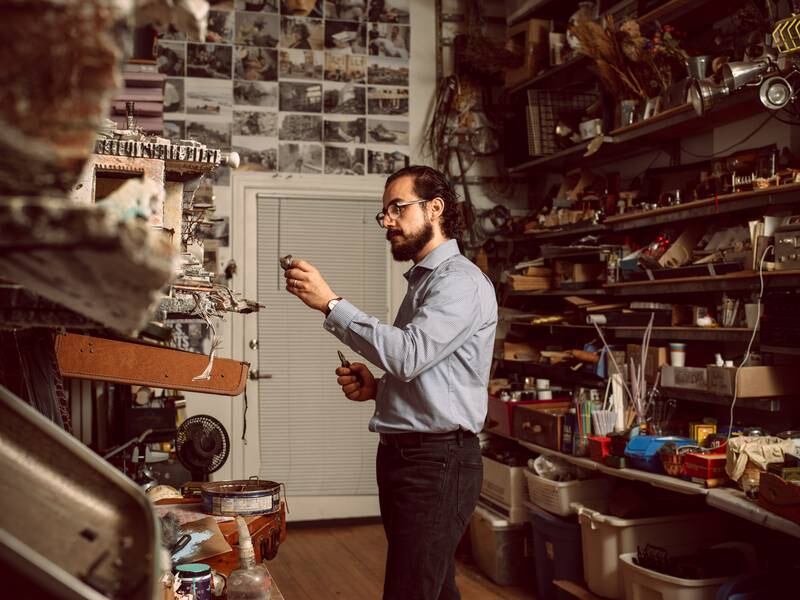 August 30, 2017 - New Haven, CT: Syrian-born Artist Mohamad Hafez in his studio. CREDIT: Cole Wilson for The New York Times. 