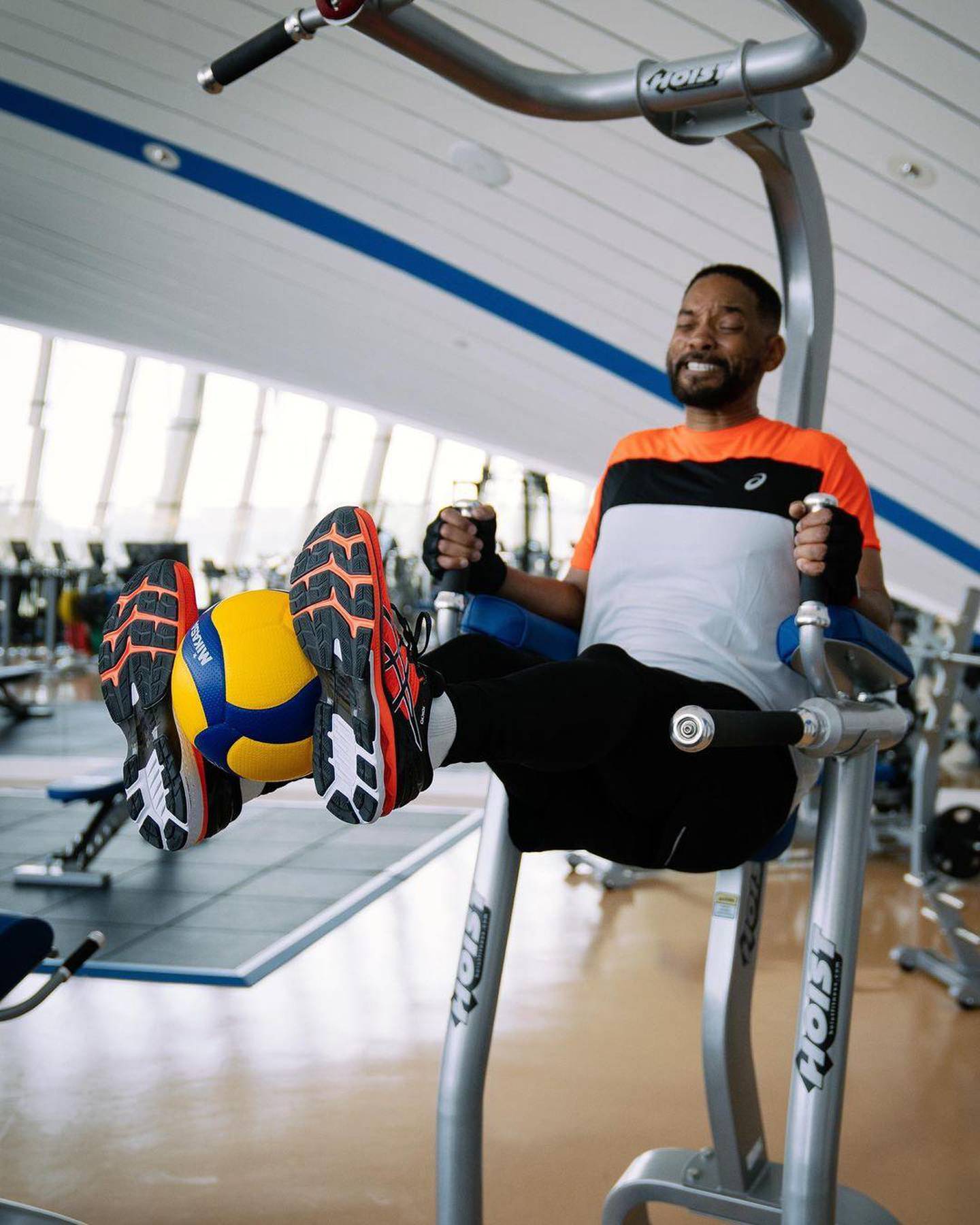 Will Smith working out in Dubai. Instagram / willsmith
