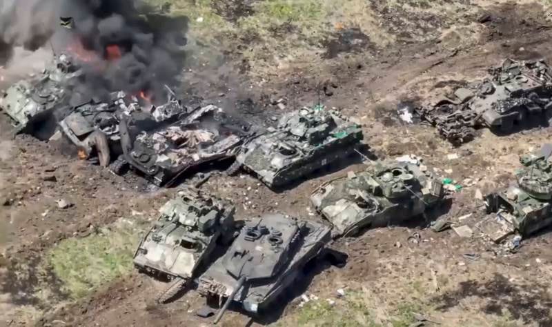 Leopard 2 tanks other Western armoured vehicles damaged in the first week of Ukraine's counter-offensive. EPA