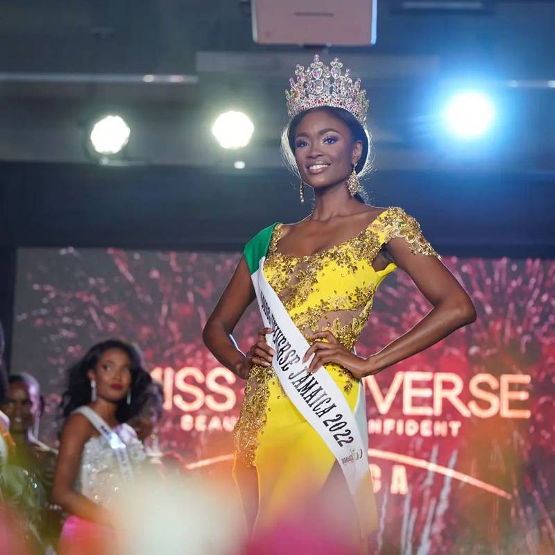 Miss Universe Jamaica 2022, Toshami Calvin, 26, is the cousin of Miss World 2019 Toni-Ann Singh. Photo: Instagram / officialmissuniversejamaica