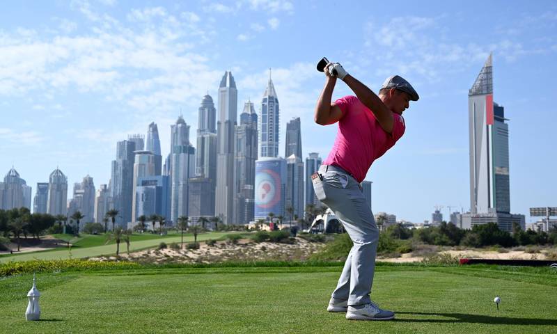 DUBAI, UNITED ARAB EMIRATES - JANUARY 25:  Bryson DeChambeau of the USA tees off on the par four 8th hole during the third round of the Omega Dubai Desert Classic at Emirates Golf Club on January 25, 2020 in Dubai, United Arab Emirates. (Photo by Ross Kinnaird/Getty Images)