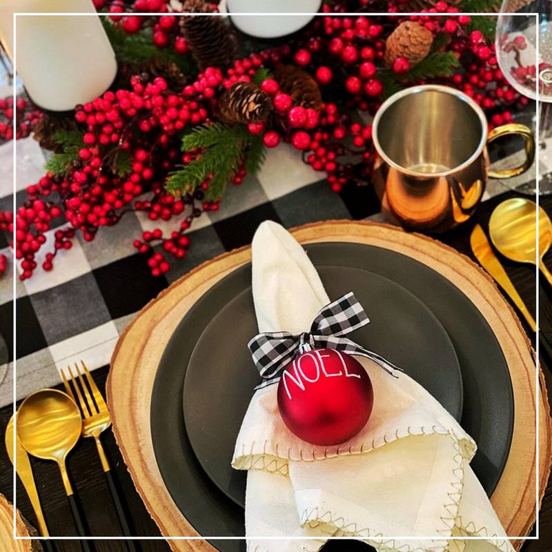 Festive napkin ring idea by tablescaping rental company Tableau
