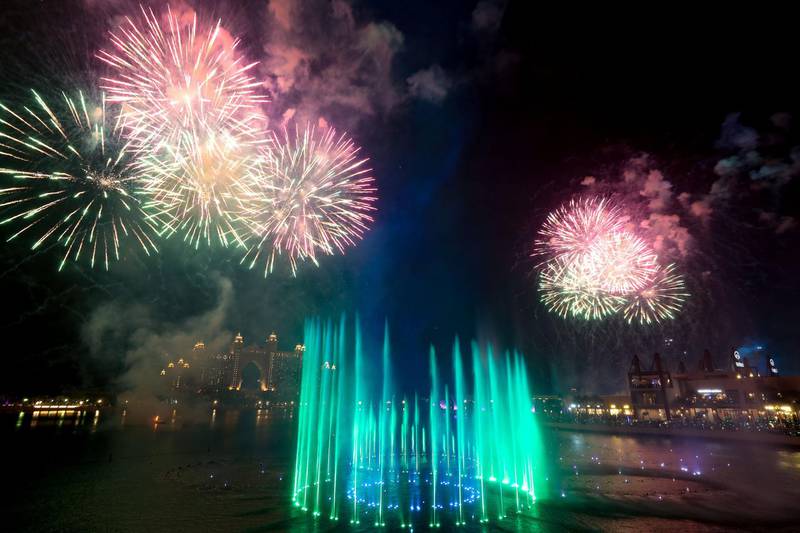 Dubai, United Arab Emirates - Reporter: Sophie Prideaux. Lifestyle. The Palm Fountain Launch. The record for the worlds largest fountain. Thursday, October 22nd, 2020. Dubai. Chris Whiteoak / The National