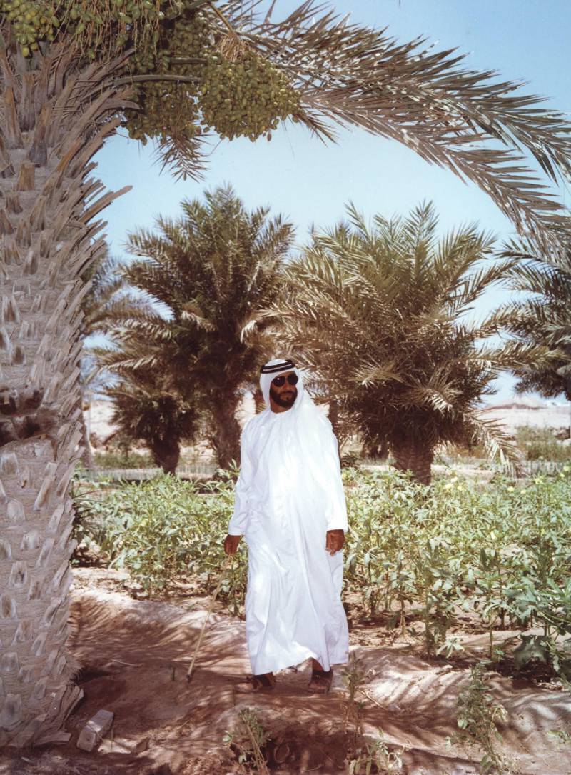 An image from the Itihad archive. Courtesy Al Itihad.Abu Dhabi, UAE. Sheikh Zayed and agriculture. *** Local Caption ***  A (7).jpg