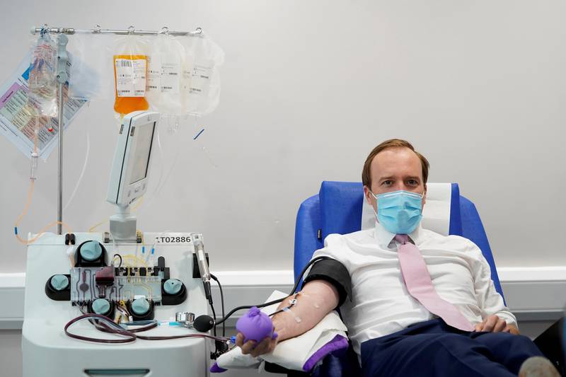 Britain's Health Secretary Matt Hancock donates COVID-19 antibodies at the blood donation centre in London, Britain June 5, 2020. Andrew Parsons/10 Downing Street/Handout via REUTERS THIS IMAGE HAS BEEN SUPPLIED BY A THIRD PARTY. IMAGE CAN NOT BE USED FOR ADVERTISING OR COMMERCIAL USE. THE IMAGE CAN NOT BE ALTERED IN ANY FORM. NO RESALES. NO ARCHIVES.
