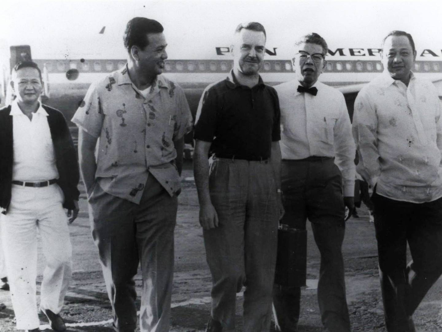 From left: Dario Arellano, Manny Manahan, Edward Lansdale, Johnny Orendain and Oscar Arellano at Manila International Airport, in December 1960. Photo: Muir S. Fairchild Research Information Centre, Maxwell Air Force Base