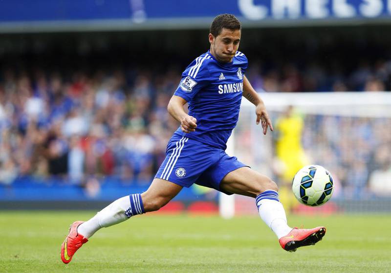 Chelsea's Eden Hazard plays against Leicester City during their English Premier League match at Stamford Bridge in London on August 23, 2014. Sang Tan / AP Photo