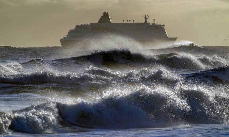Rough seas made for a dramatic looking journey for the DFDS King of Seaways on Wednesday, as it entered the Mouth of the Tyne on the north-east coast. PA