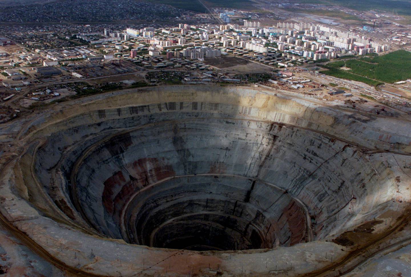FILE PHOTO: Picture shows a general view of one of Russia's biggest kimberlite pipes, Mir, near the town of Mirny in the Republic of Sakha (Yakutia), Russia August 30, 2001. REUTERS/Sergei Karpukhin/File Photo