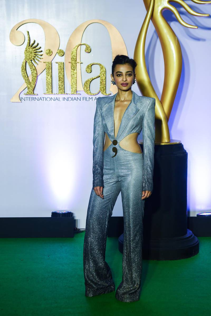Bollywood actress Radhika Apte arrives for the IIFA Rocks of the 20th International Indian Film Academy (IIFA) Awards at NSCI Dome in Mumbai on September 16, 2019. (Photo by INDRANIL MUKHERJEE / AFP)