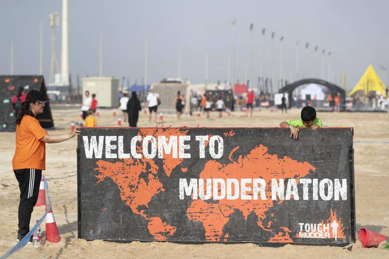 ABU DHABI, UNITED ARAB EMIRATES. 11 OCTOBER 2019. The Tough Mudder sports event held on Hudayriat Island in Abu Dhabi. Kids compete and enjoy the obstacles and challenges on the Mini Mudder course specially designed for children. (Photo: Antonie Robertson/The National) Journalist: None. Section: National.