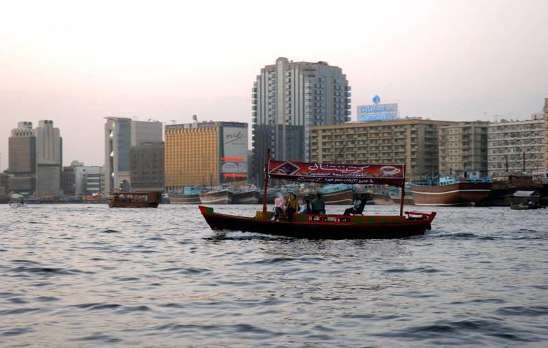 The Dubai Creek in January 2006. The country changed one of the weekend days from Thursday to Saturday in the same year. Photo: Bernd Weissbrod