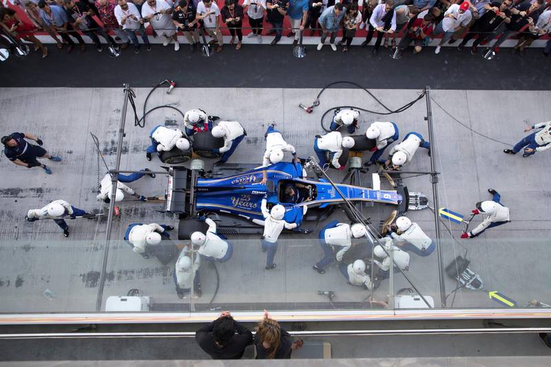 YAS ISLAND, ABU DHABI, UNITED ARAB EMIRATES -November 26, 2017: The final race of the Formula 1 Etihad Airways Abu Dhabi Grand Prix.

(  Boris Dejanovic for the Crown Prince Court - Abu Dhabi  )
---