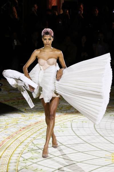 Spring-Summer 2023 Haute Couture Show - DÉFILÉS HAUTE COUTURE