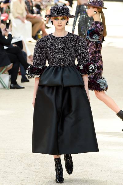 Chanel CC Signature Logo Lesage Fantasy Jacket Tweed Skirt / Dress