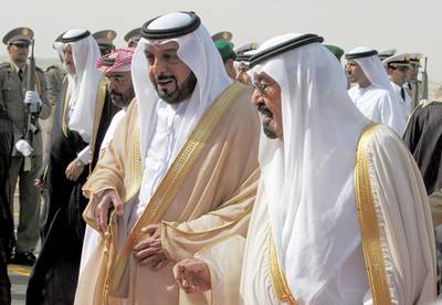 King Abdullah welcomes UAE President Sheikh Khalifa bin Zayed upon his arrival in Riyadh, Tuesday, 27 March 2007 a day before the Arab summit. Mohamed Messara / EPA