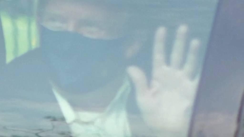 US President Donald Trump leaves hospital for drive-by