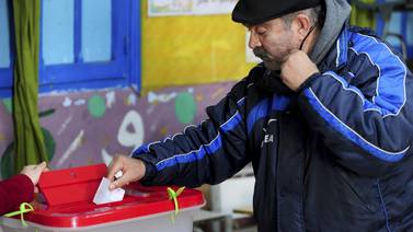 An image that illustrates this article Few more Tunisians turn up to vote in second round of elections