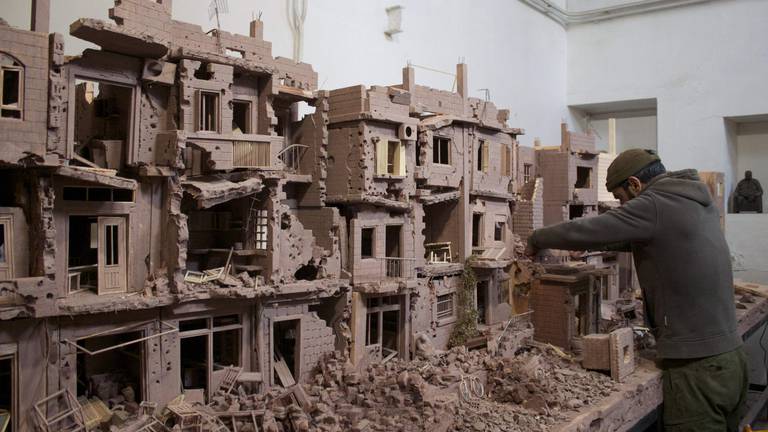 An image that illustrates this article Syrian sculptor recreates ruined streets - in pictures