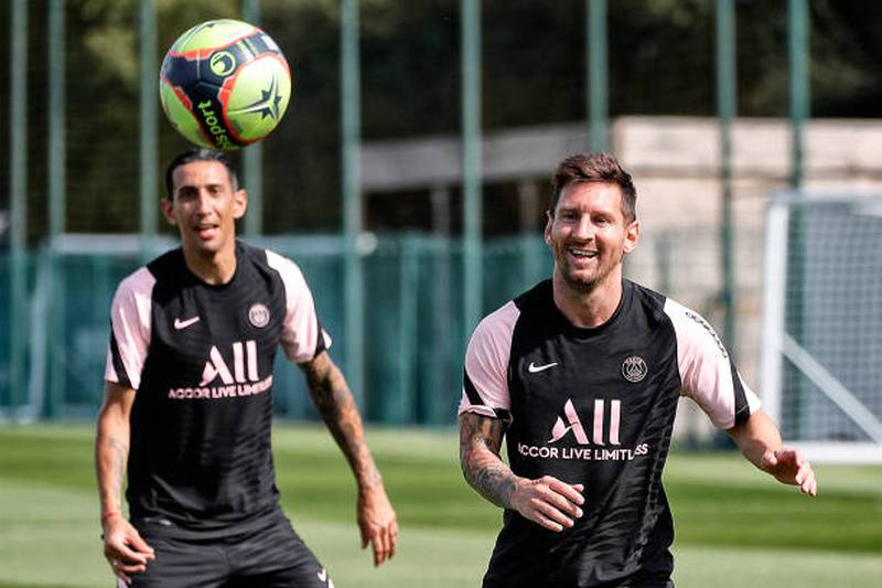 Kolonel Inhalen Tropisch Welcome Leo': Messi enjoys first training session with PSG - in pictures