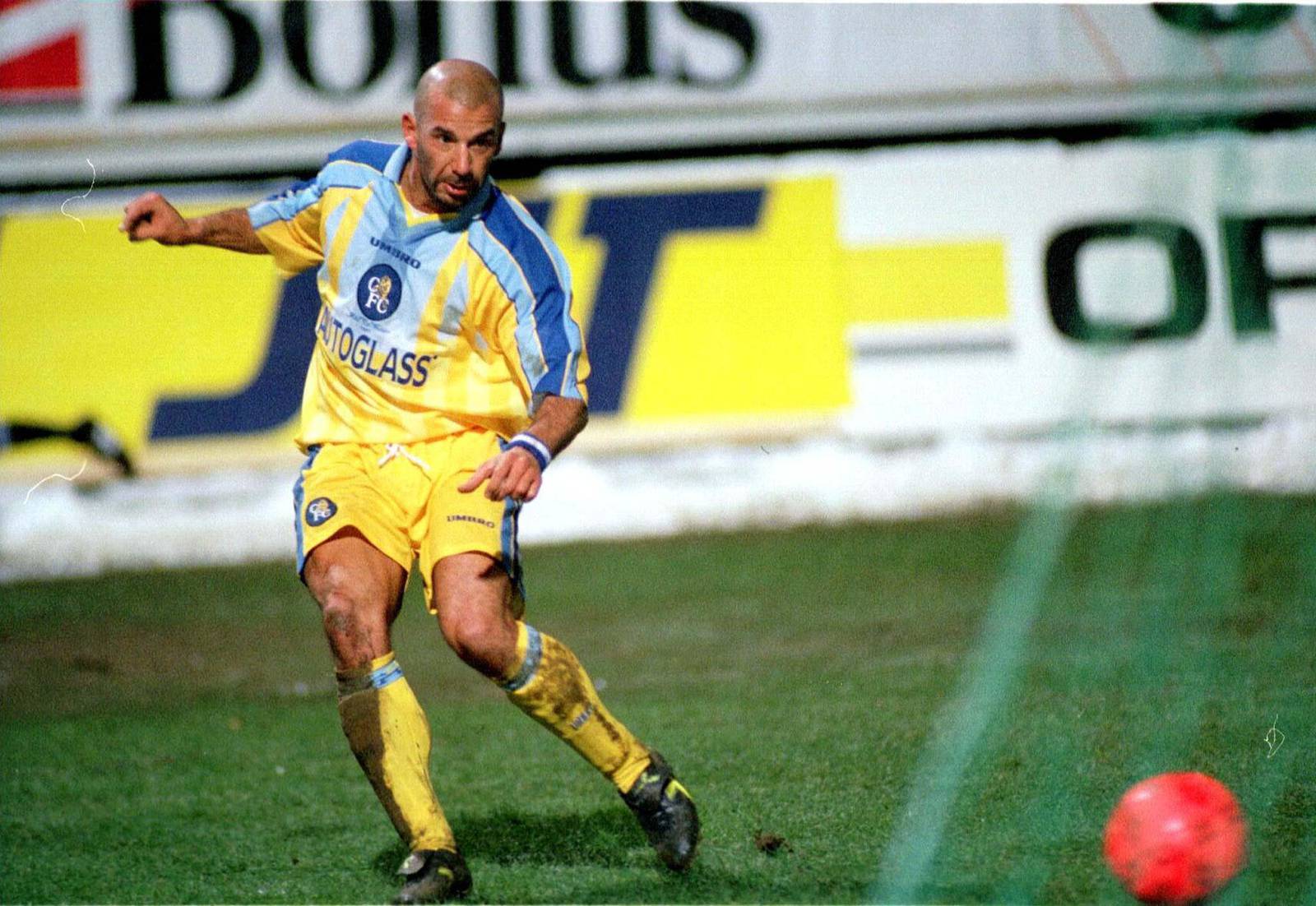 Gianluca Vialli Former Italy And Chelsea Striker Dies At 58