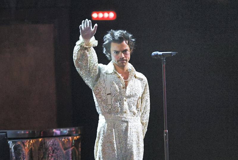 LONDON, ENGLAND - FEBRUARY 18: (EDITORIAL USE ONLY) Harry Styles performs during The BRIT Awards 2020 at The O2 Arena on February 18, 2020 in London, England. (Photo by Gareth Cattermole/Getty Images)