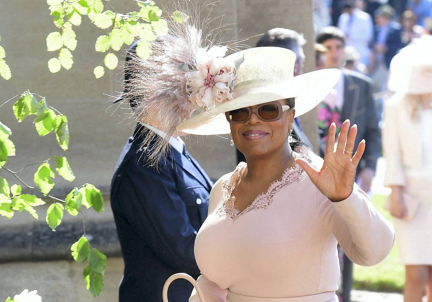 US presenter Oprah Winfrey arrives for the wedding ceremony of Britain's Prince Harry, Duke of Sussex and US actress Meghan Markle at St George's Chapel, Windsor Castle, in Windsor, on May 19, 2018. / AFP PHOTO / POOL / Ian West
