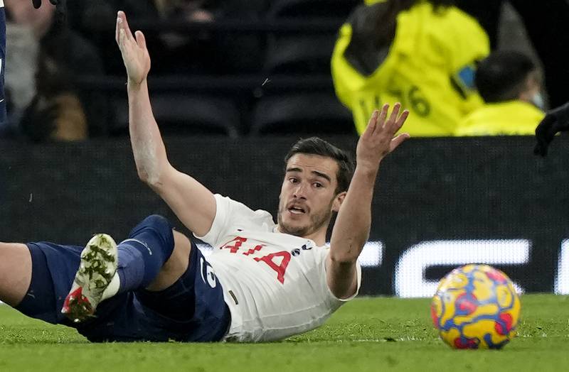 Harry Winks - 8

The 25-year-old was able to find time and space in the middle of the park. He had a hand in the equaliser and provided two good chances for Son. AP