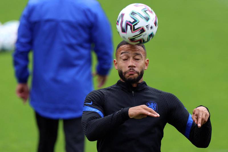 Memphis Depay takes part a training session in Zeist ahead of their Euro 2020 Group C match against North Macedonia. AFP