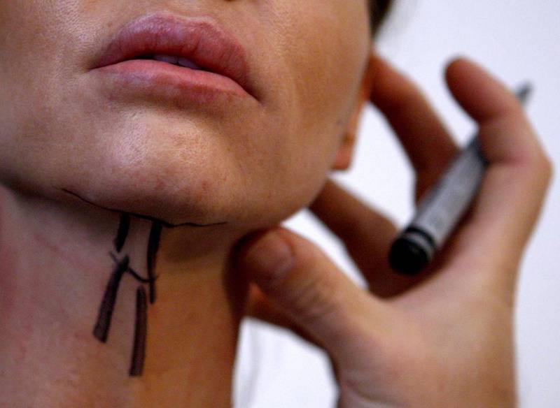 UAE medics are concerned about 'Botox parties' run by unlicensed practitioners. Bernadett Szabo / Reuters