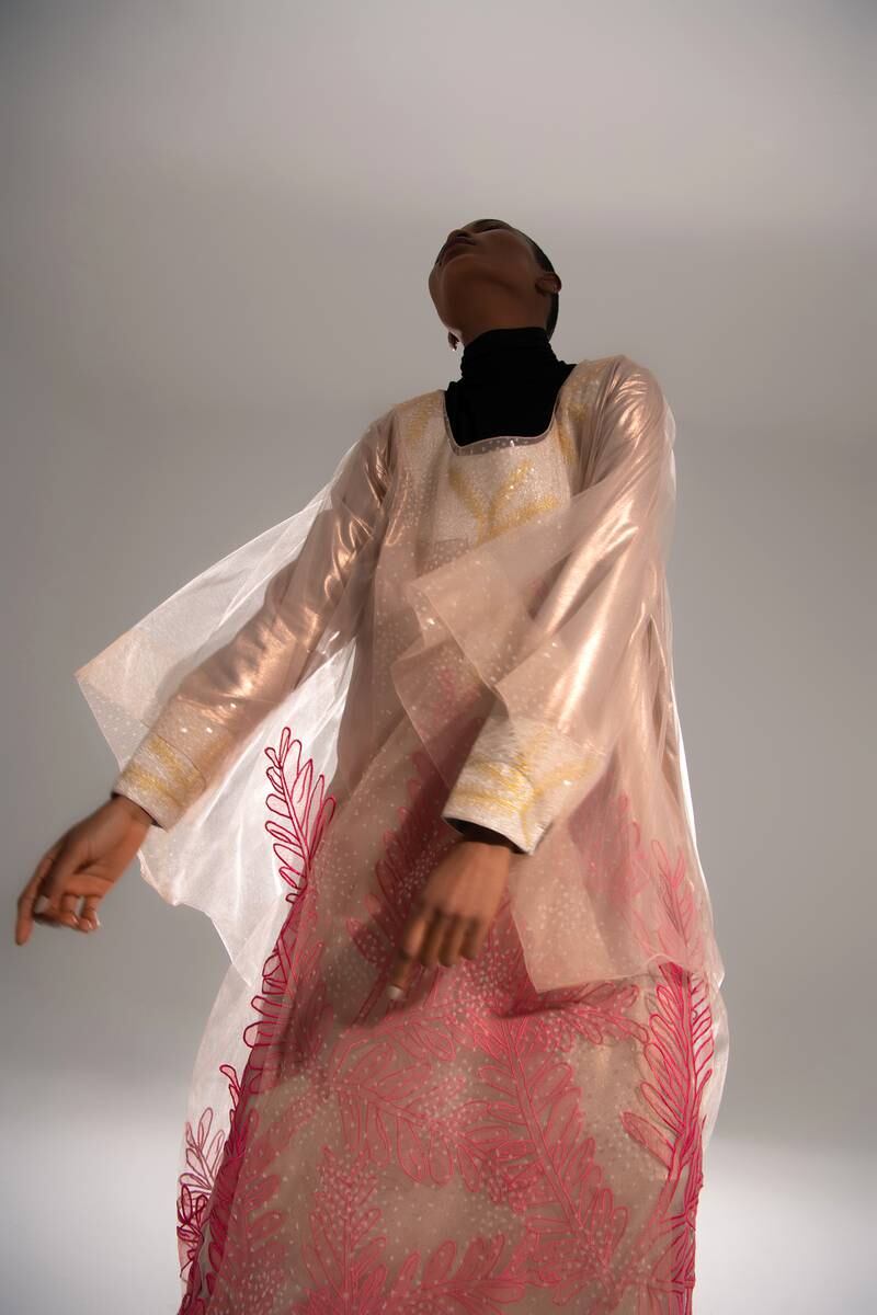 Created in 2019 for the Year of Tolerance, this thawb kandurah is covered with a ghaf tree motif. Unusually, the neck of the thawb has been left plain to create a silhouette effect of the kandurah underneath. It was a gift to The Zay Initiative by Emirati fashion designer Lubna Lootah.