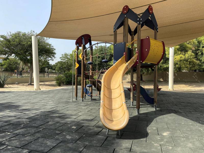 DUBAI UNITED ARAB EMIRATES. 17 NOVEMBER 2020.Community guide: Arabian Ranches . The Ranches has an abundance of facilities from tennis, basketball courts and playgrounds. (Photo: Antonie Robertson/The National) Journalist: Sarwat Nasir. Section: National.
