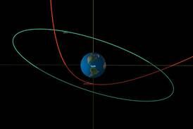 Asteroid the size of a minibus in 'extraordinarily close' call with Earth