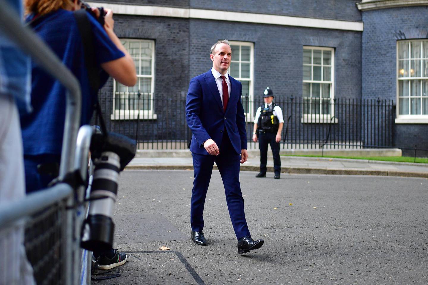 LONDON, ENGLAND - JULY 24: Newly appointed Secretary of State for Foreign and Commonwealth Affairs, Dominic Raab leaves Downing Street on July 24, 2019 in London, England. Boris Johnson took the office of Prime Minister of the United Kingdom of Great Britain and Northern Ireland this afternoon and immediately began appointing new Cabinet Ministers. Former Foreign secretary and leadership rival Jeremy Hunt returns to the back benches, along with Liam Fox, Jeremy Wright, Penny Mordaunt and Karen Bradley. (Photo by Leon Neal/Getty Images)