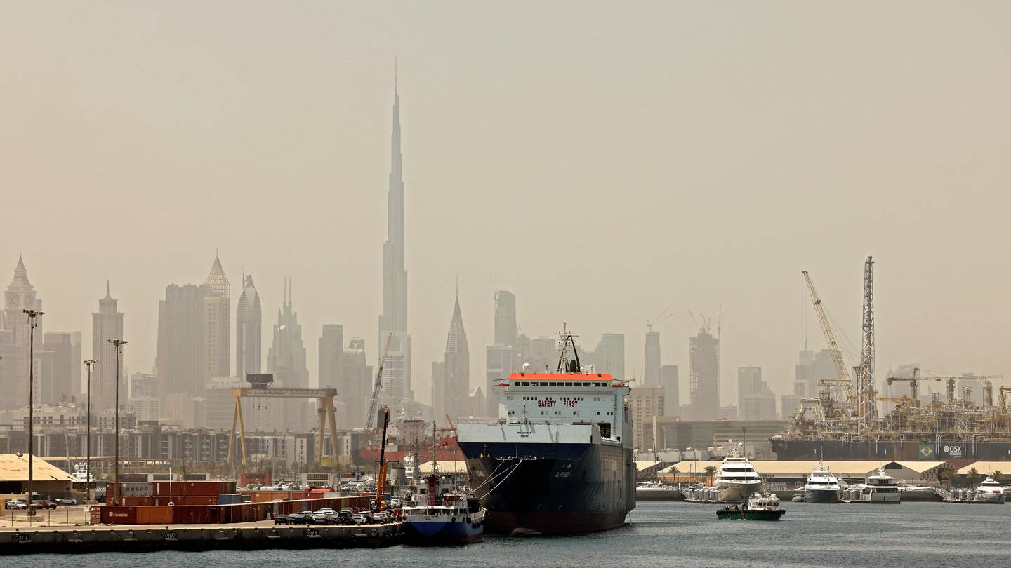 تدشن جمارك دبي نظام شحن جديد لمكافحة التجارة غير المشروعة