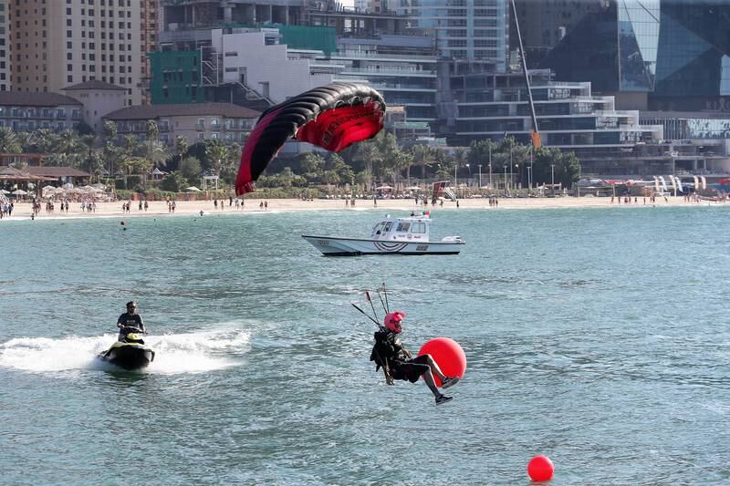 Skydive Dubai is popular with tourists, residents, as well as professionals for skydiving at all levels