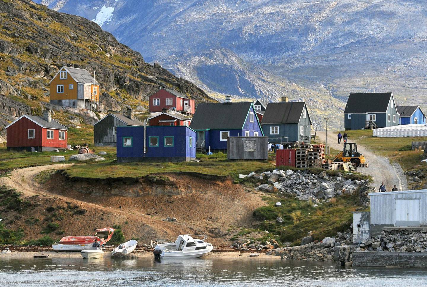 03 Sep 2010, Greenland --- Houses in southern Greenland, 03 September 2010. Climate change already got a grip on the giant island at the Arctic Circle. Photo: Wolfgang Heumer | Location: Narsaq, Greenland, Denmark. --- Image by © Wolfgang Heumer/dpa/Corbis