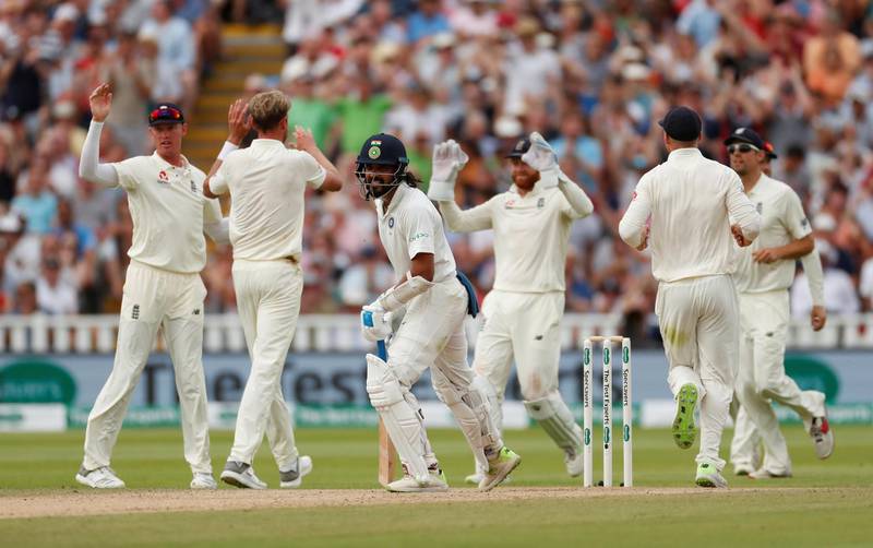 Cricket - England v India - First Test - Edgbaston, Birmingham, Britain - August 3, 2018   England's Stuart Broad celebrates with team mates after trapping India's Murali Vijay LBW    Action Images via Reuters/Andrew Boyers