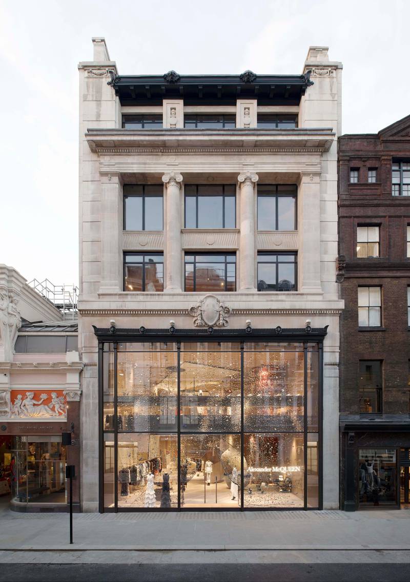 Matteo Cainer on X: The new Alexander McQUEEN store in Bond street, London.  #architecture #wood #granite #insects #alexandermcqueen #mcqueen  #architettura #architect #fashionstore #boutique #project #arquisemteta  #flagship #interiordesign