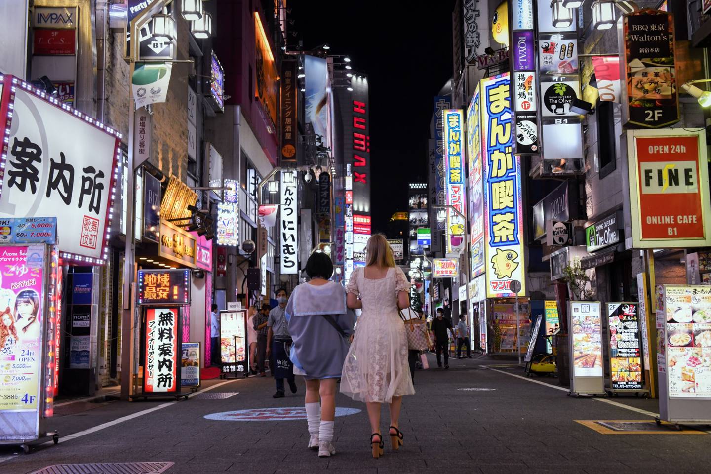 Tourists will have to wait a bit longer to explore Japan on their own. Bloomberg 