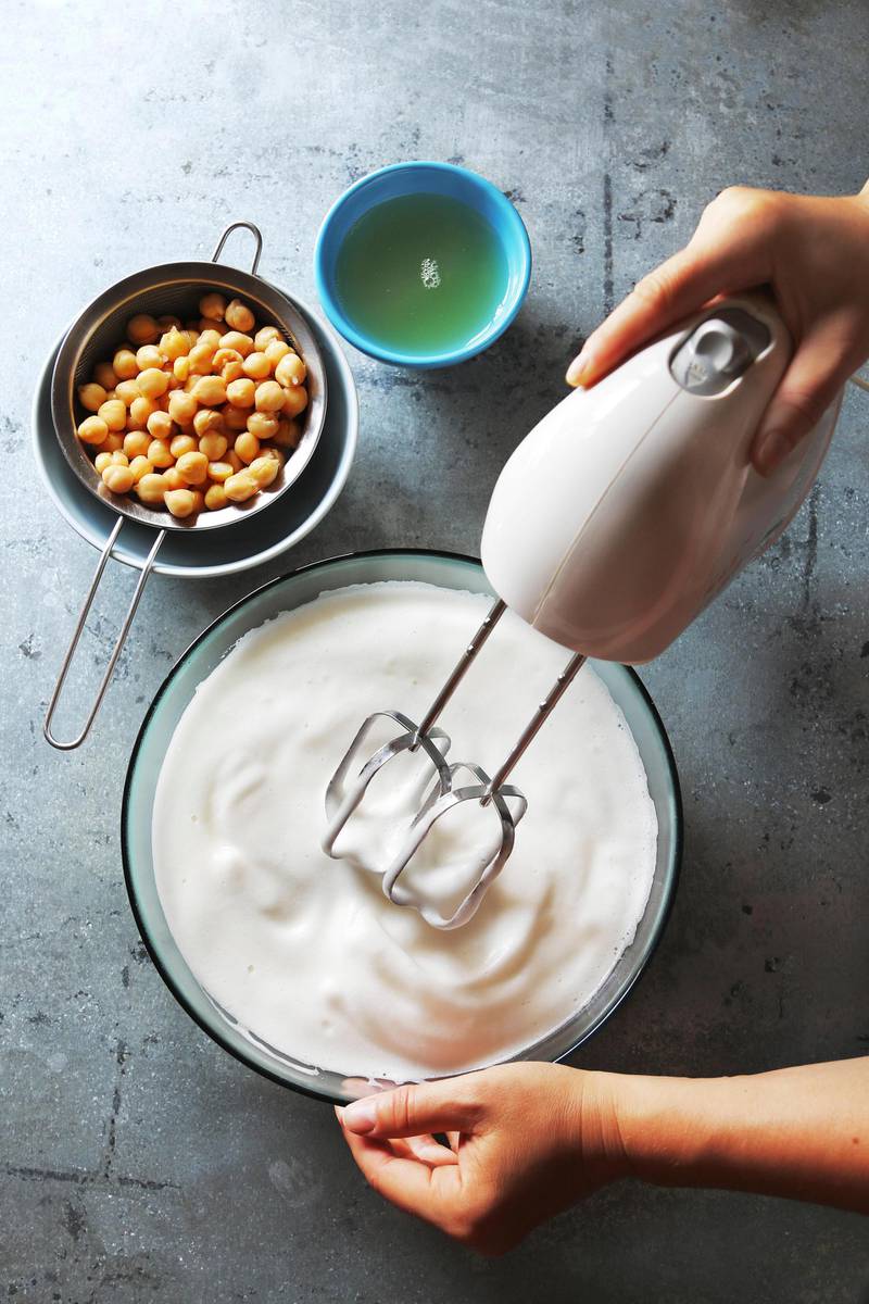 H0EKXB Making vegan whipped topping with aquafaba.Top view. The Picture Pantry / Alamy Stock Photo