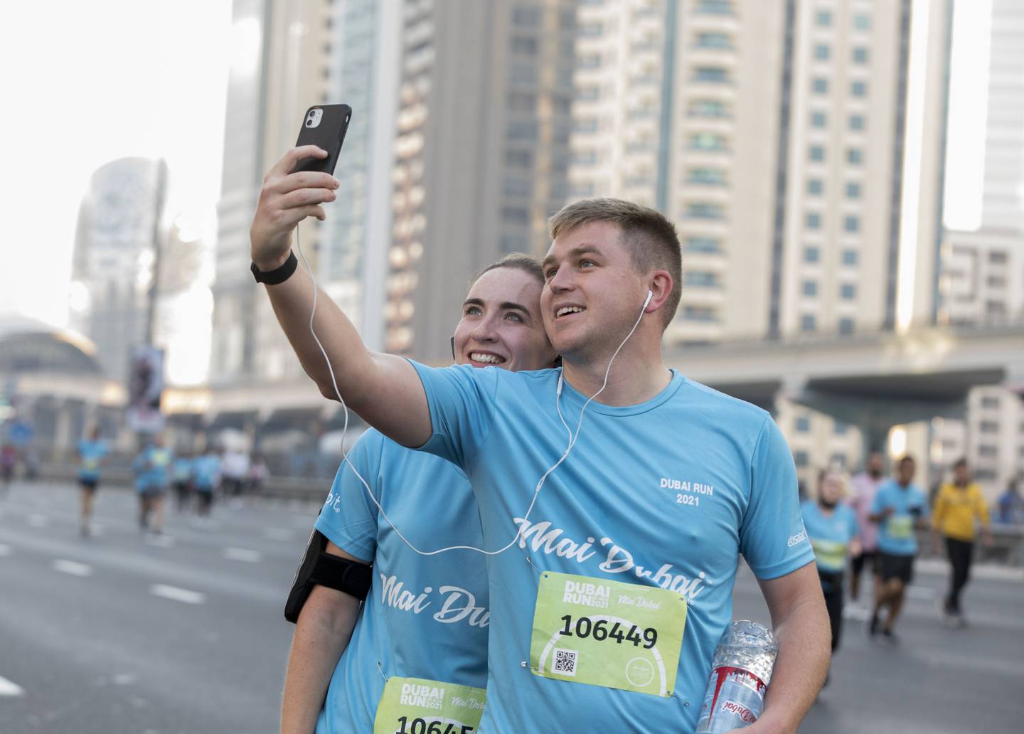 Participants take a moment to capture their Dubai Run feat. Ruel Pableo for The National