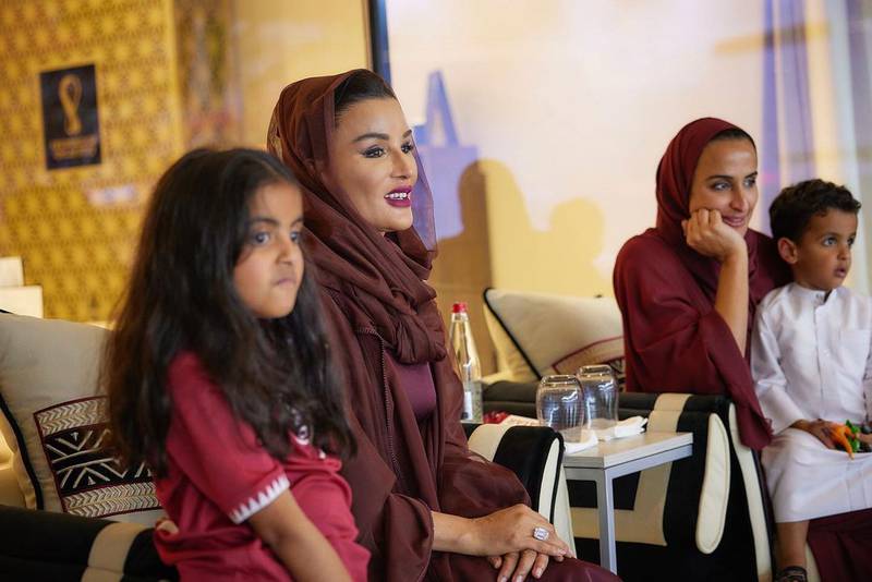 Sheikha Moza and Sheikha Hind with younger family members