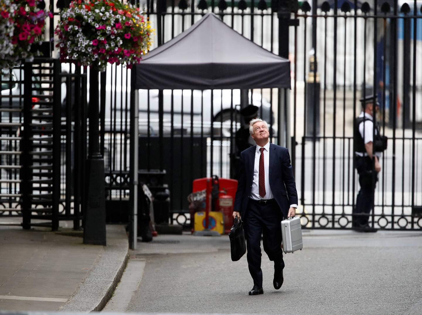 Former UK Brexit Secretary David Davis used a Faraday briefcase.  Reuters