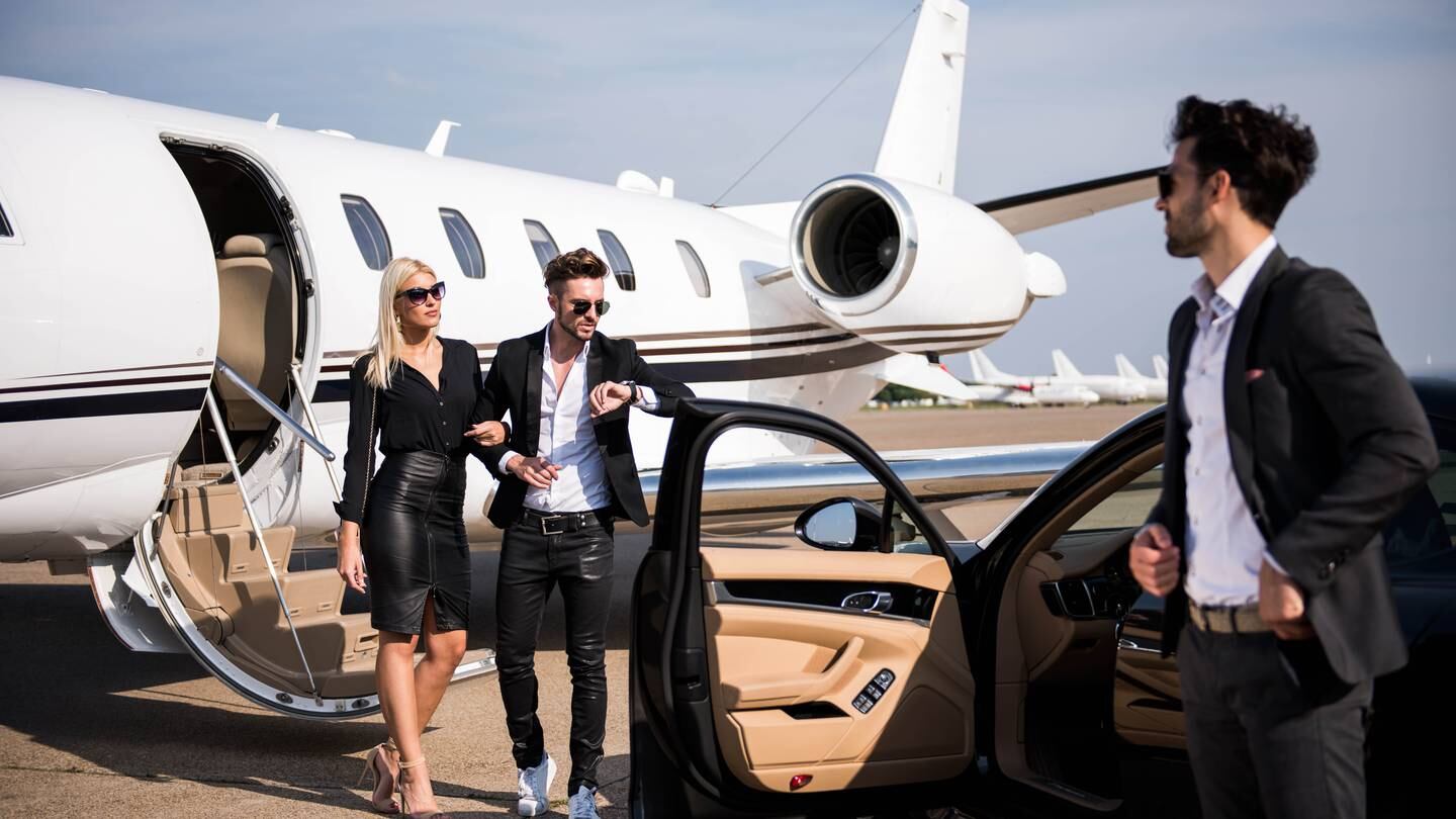 US has highest number of 'super wealthy' worth $100m or more