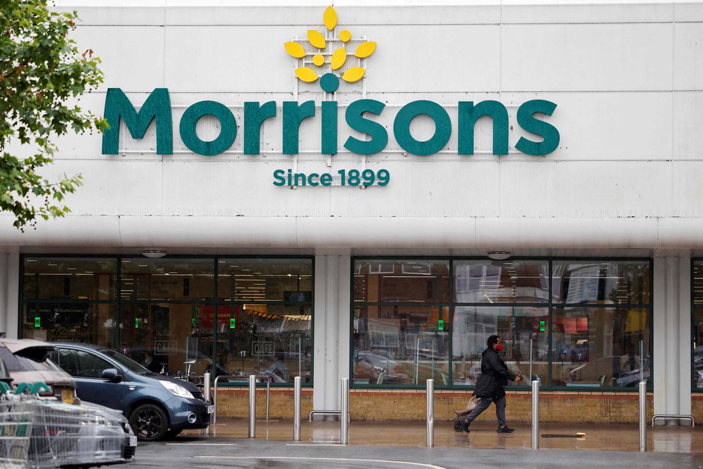 British supermarket chain Morrisons has accepted a £7bn counter-offer from investment firm CD&R and withdrawn its support for a rival, lower bid from Fortress. AFP